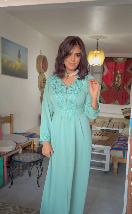 Caftan bleu ciel élégant