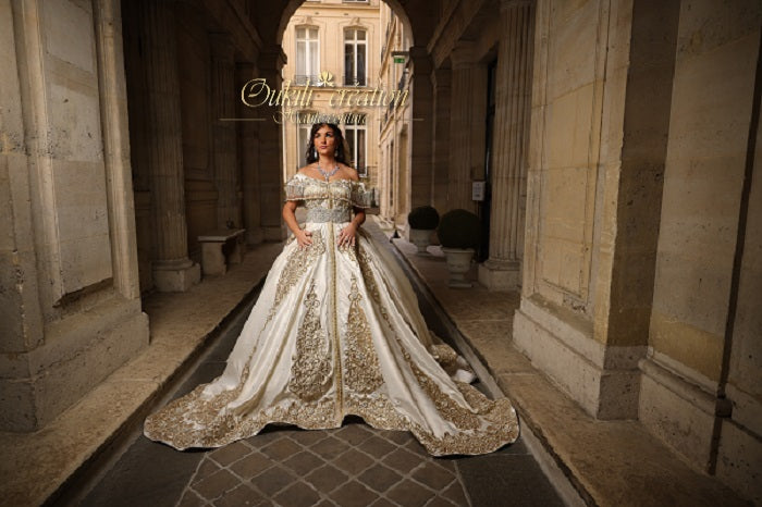 Robe caftan beige princesse en location