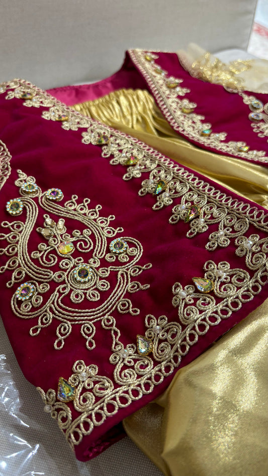 Ensemble karakou fille