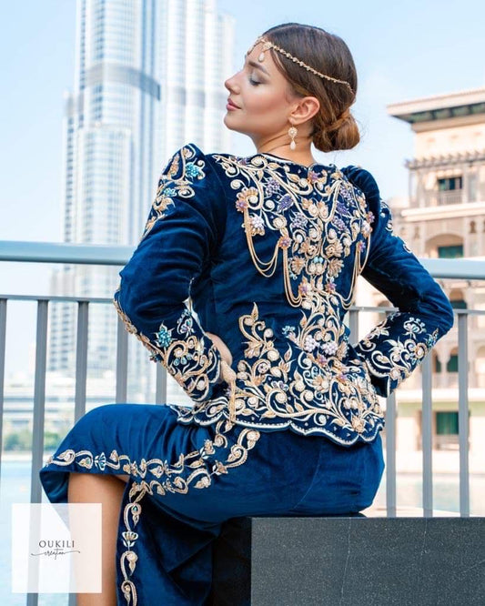 Ensemble karakou bleu élégant